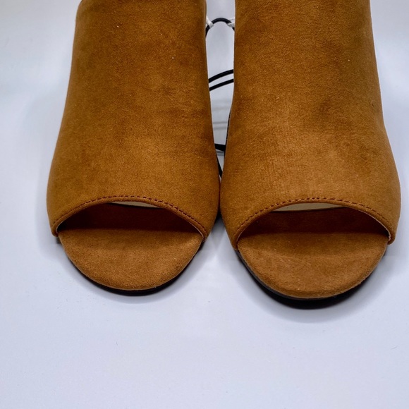 Liz Claiborne Women’s Shoe Pearse Autumn Brown - Picture 3 of 7